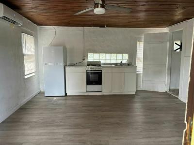 Photo 2 of 7 of home located at 14035 W. River Road Cabin E Inglis, FL 34449