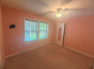 Photo 5 of 18 of home located at 7 Looking Glass Circle Uncasville, CT 06382