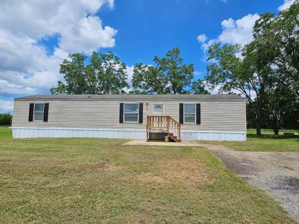 Photo 1 of 2 of home located at 2710 West Oakridge #7 Albany, GA 31721
