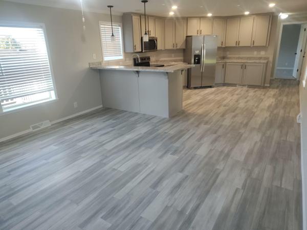 2026 ADVENTURE 57 6702UMH  Home