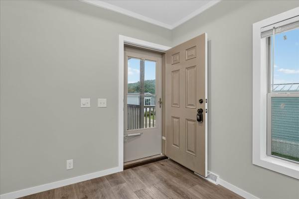 2026 adventure 163 6762L  Home