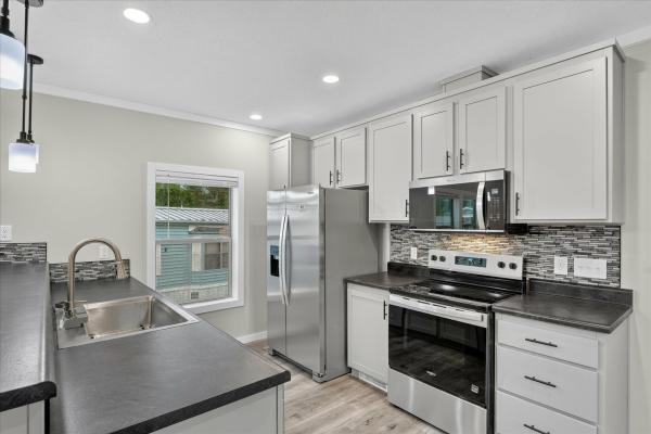 2026 adventure 163 6762L  Home