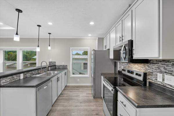 2026 adventure 163 6762L  Home