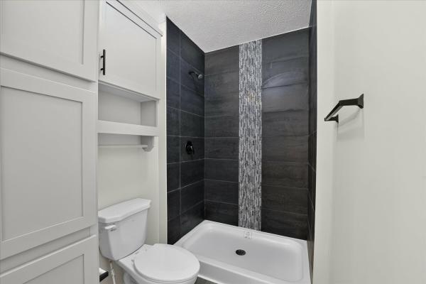 2026 adventure 163 6762L  Home