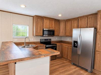 Photo 3 of 8 of home located at 27 Goodlett Drive Clarksville, TN 37042