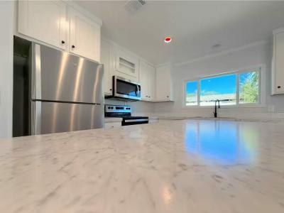 Photo 4 of 39 of home located at 8518 Gibsonton Dr 55 Gibsonton, FL 33534