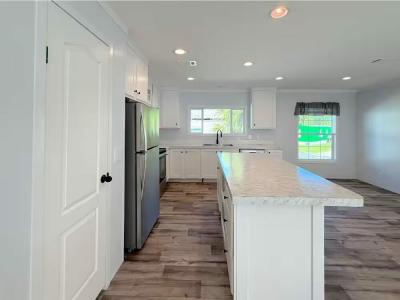 Photo 5 of 39 of home located at 8518 Gibsonton Dr 55 Gibsonton, FL 33534