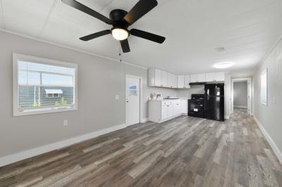 Photo 5 of 8 of home located at 7403 46th Avenue North Saint Petersburg, FL 33709