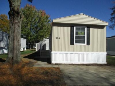Photo 2 of 9 of home located at 308 Marquette Drive Rochester Hills, MI 48307