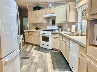 Photo 5 of 25 of home located at 2208 W Baseline Avenue, #90 Apache Junction, AZ 85120