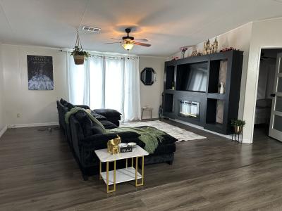Photo 2 of 6 of home located at 203 Ridgemont Loop Davenport, FL 33897
