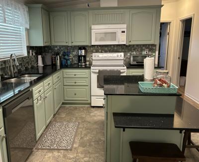Photo 4 of 15 of home located at 1415 Warmwood Drive Grand Island, FL 32735