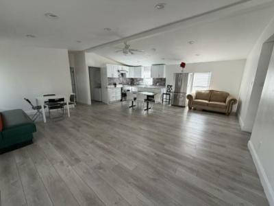 Photo 2 of 8 of home located at 430 S.w. 135th Terrace Davie, FL 33325