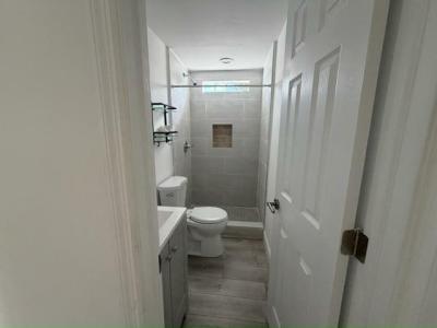 Photo 5 of 8 of home located at 430 S.w. 135th Terrace Davie, FL 33325