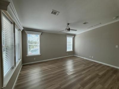 Photo 5 of 19 of home located at 4101 70th Court N # 1091 West Palm Beach, FL 33404