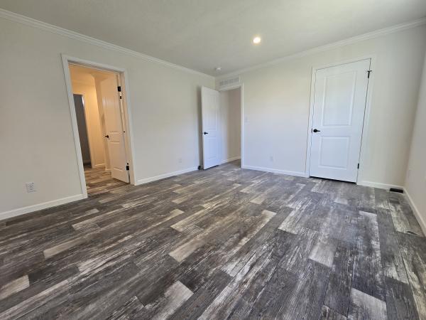 2026 Skyline 1493 Mobile Home