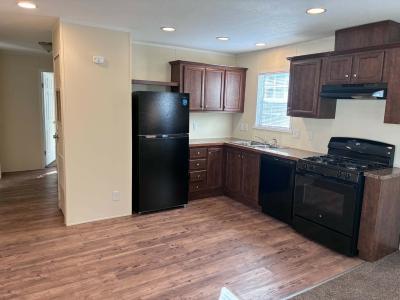 Photo 2 of 8 of home located at 6251 Rick Street Site #292 Ypsilanti, MI 48197