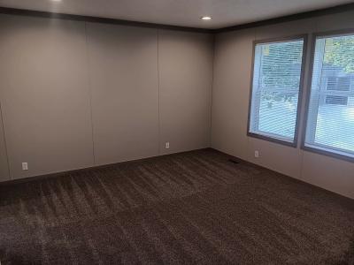 Photo 3 of 5 of home located at 9935 Joan Circle Site #164 Ypsilanti, MI 48197