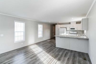 Photo 5 of 14 of home located at 523 Butternut Dr., #15 Holland, MI 49423