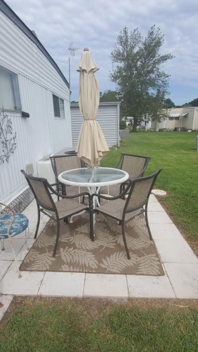 Photo 3 of 17 of home located at 9925 Ulmerton Road #376 Largo, FL 33771