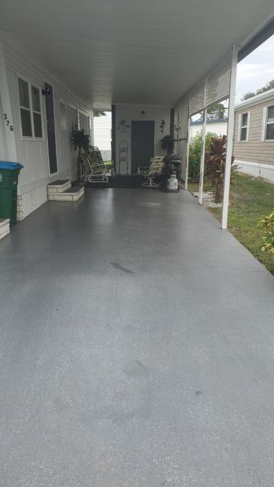 Photo 4 of 17 of home located at 9925 Ulmerton Road #376 Largo, FL 33771