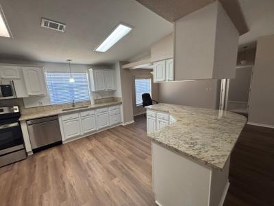 Photo 5 of 8 of home located at 1718 Pass Road Biloxi, MS 39531