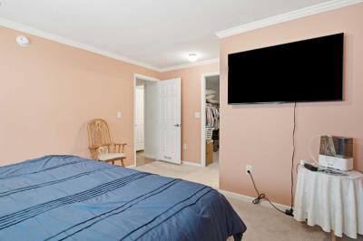 Photo 2 of 22 of home located at 105 Glenridge Drive Carlisle, PA 17015