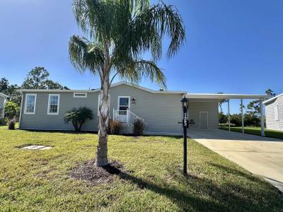 Photo 4 of 29 of home located at 12116 SW County Rd 769 #125 Lake Suzy, FL 34269