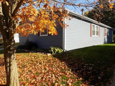 Photo 3 of 18 of home located at 6167 West Adams Belleville, MI 48111