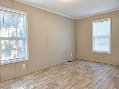 Photo 5 of 6 of home located at 3822 Cherry Blossom Ln. #280 Midland, MI 48642