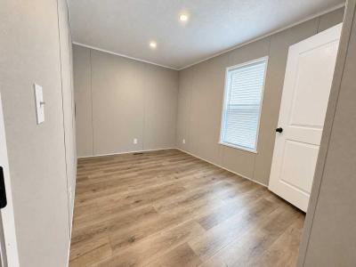 Photo 5 of 9 of home located at 4333 Parkridge Ave. #7 Pleasant Hill, IA 50327