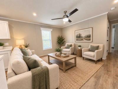 Photo 4 of 9 of home located at 4333 Parkridge Ave. #7 Pleasant Hill, IA 50327