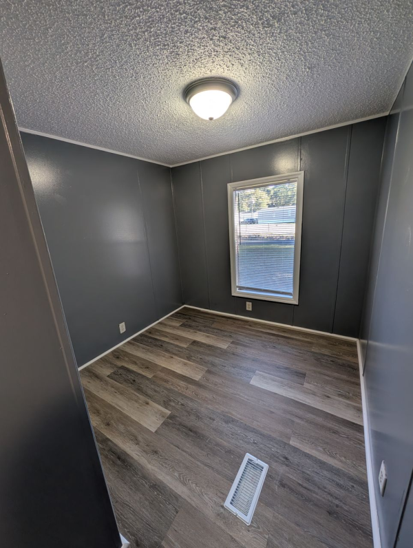 1999 Akse Manufactured Home