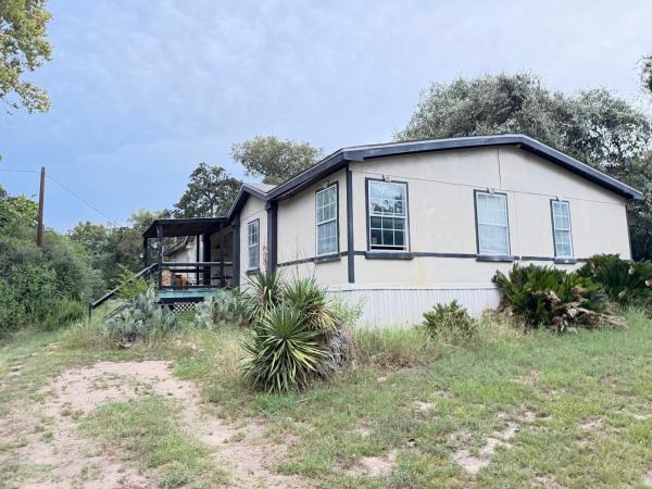 1999 OAKWOOD Mobile Home For Sale