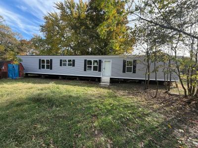 Mobile Home at 44 Indiana 61 Winslow, IN 47598