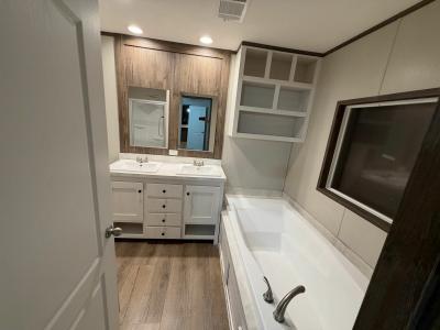 Photo 3 of 12 of home located at 115 Roelke Knollwood, TX 75092
