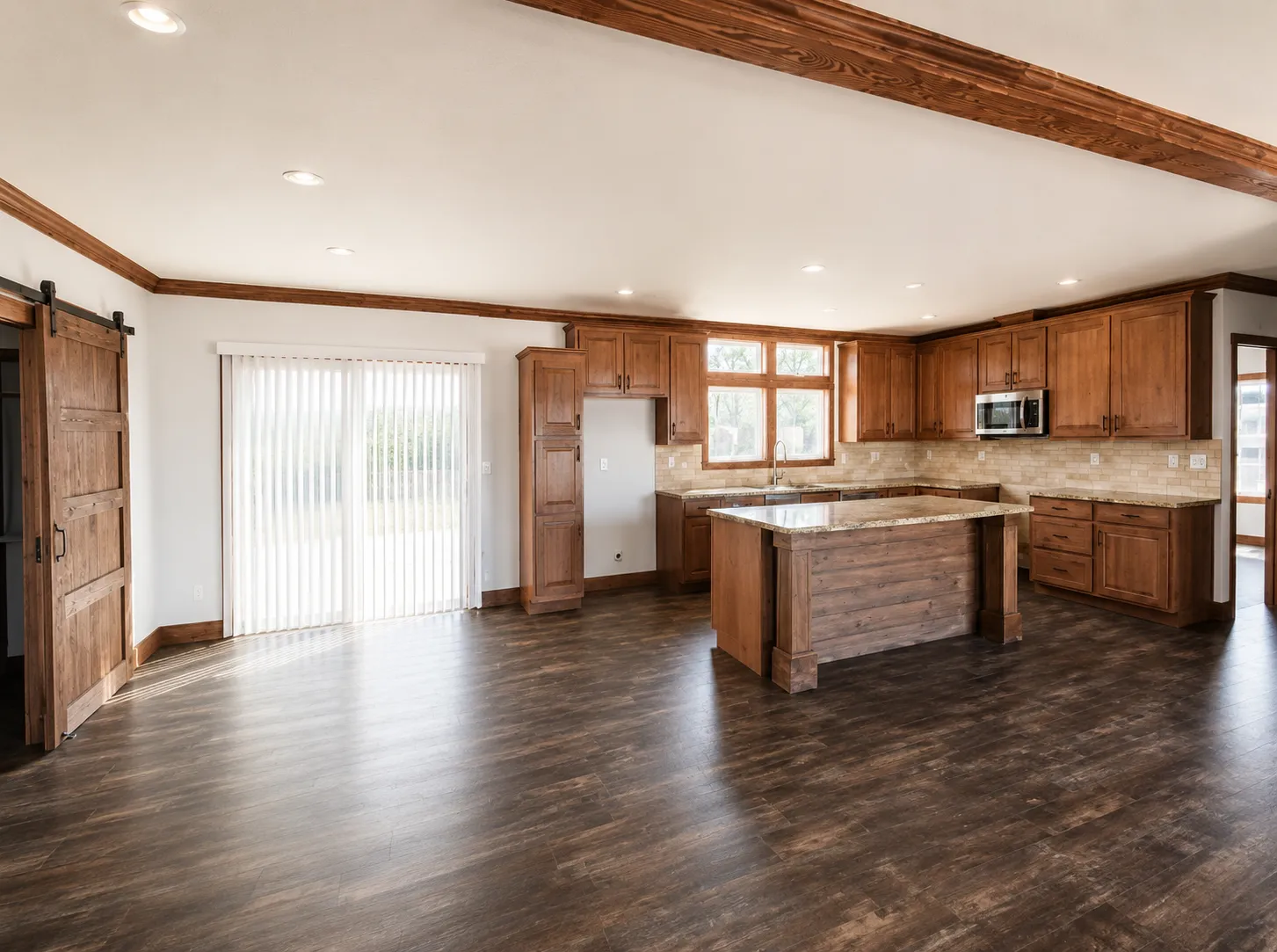 Photo 3 of 13 of home located at 4 Camino Privado Los Lunas, NM 87031