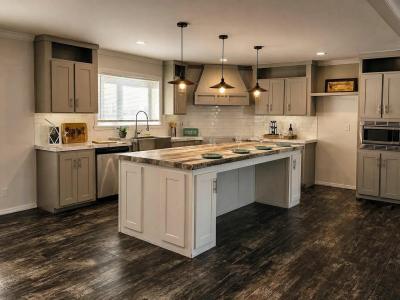 Photo 2 of 20 of home located at 8 Camino Privado Los Lunas, NM 87031
