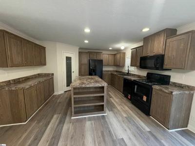 Photo 3 of 21 of home located at 3040 Wilkes Loop Rd Carlisle, SC 29031