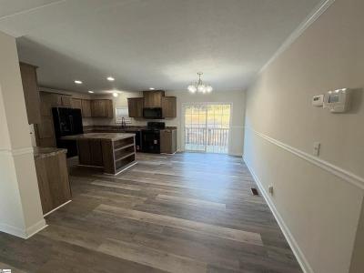 Photo 4 of 21 of home located at 3040 Wilkes Loop Rd Carlisle, SC 29031