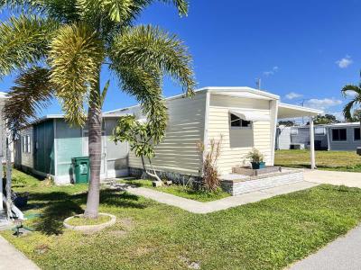 Mobile Home at 31 Flores Dr Palmetto, FL 34221