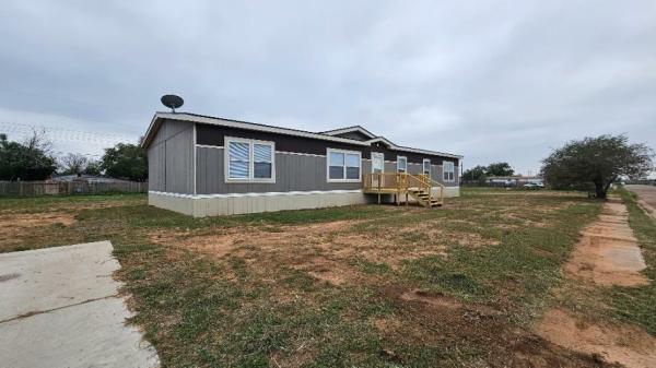 Photo 1 of 2 of home located at 3408 E 15th Pl Lubbock, TX 79403