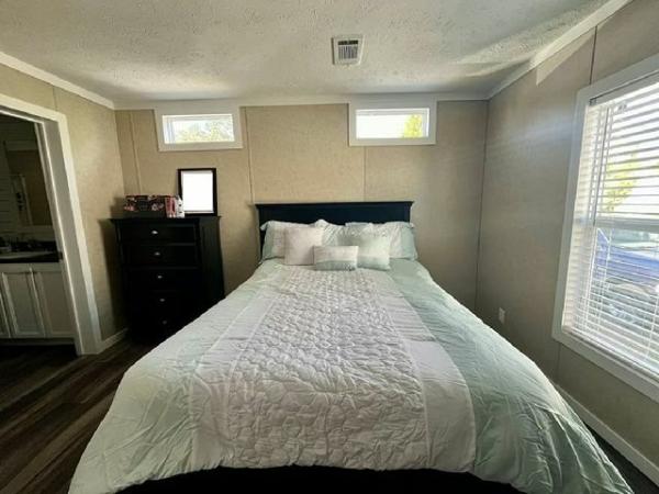 2019 CLAY Manufactured Home