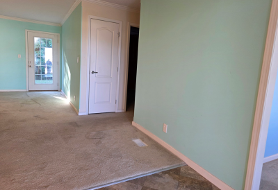 Photo 3 of 24 of home located at 295 Lakeside Crossing Drive Conway, SC 29526