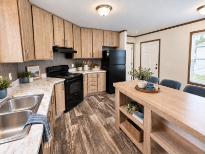Photo 5 of 24 of home located at 1812 SW 12th #40 Lincoln, NE 68522