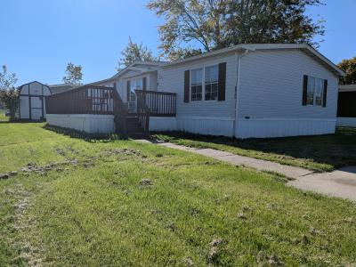 Mobile Home at 29193 Hazelwood Flat Rock, MI 48134