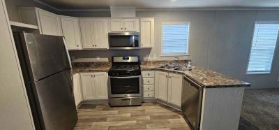 Mobile Home at 192 Magnolia Pl. Belleville, MI 48111