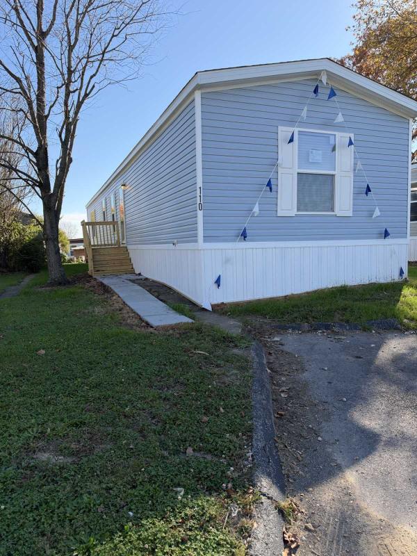 Photo 1 of 2 of home located at 110 Cedar Dr., London, OH 43140 London, OH 43140