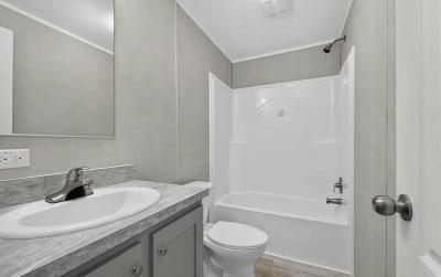 Photo 2 of 10 of home located at 181 Silver Fox Crossing Collinsville, IL 62234