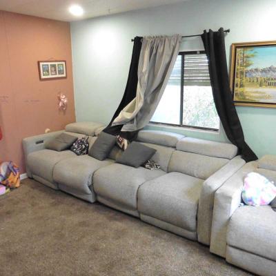 Photo 5 of 14 of home located at 1325 W. Silverlake Rd. Tucson, AZ 85713